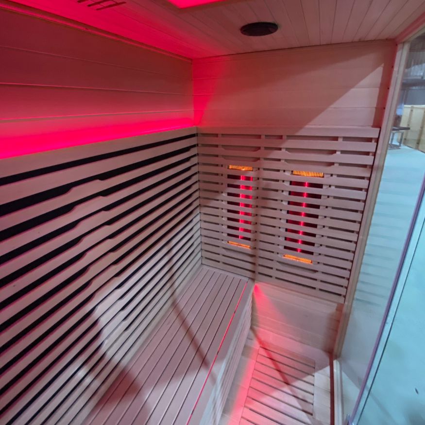 4 person full spectrum sauna red light